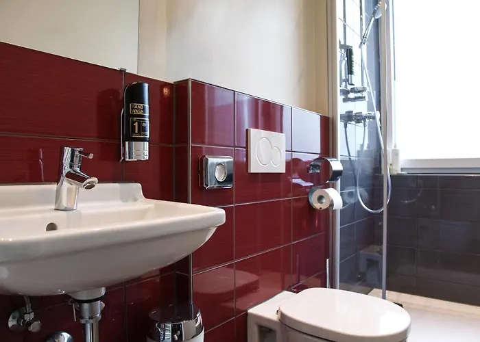 Base Hotel apartamentowy 3*